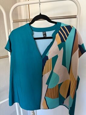 SHEIN Teal & Mustard Geometric V-Neck Blouse